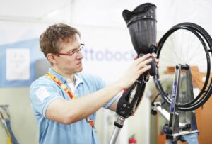 Noch ein halbes Jahr bis zu den Paralympischen Winterspielen 2026 Milano Cortina.