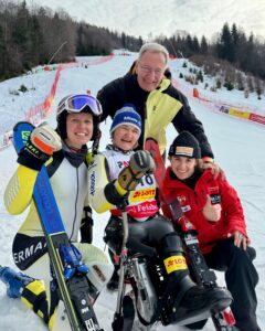 Gruppenfoto der Plätze eins, zwei und drei