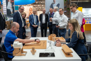 Foto des Messegeschehen der OT World. Quelle: Tom Schulze